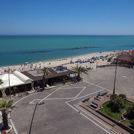 Hotel Bianchi Nicola Porto Recanati Dış mekan fotoğraf