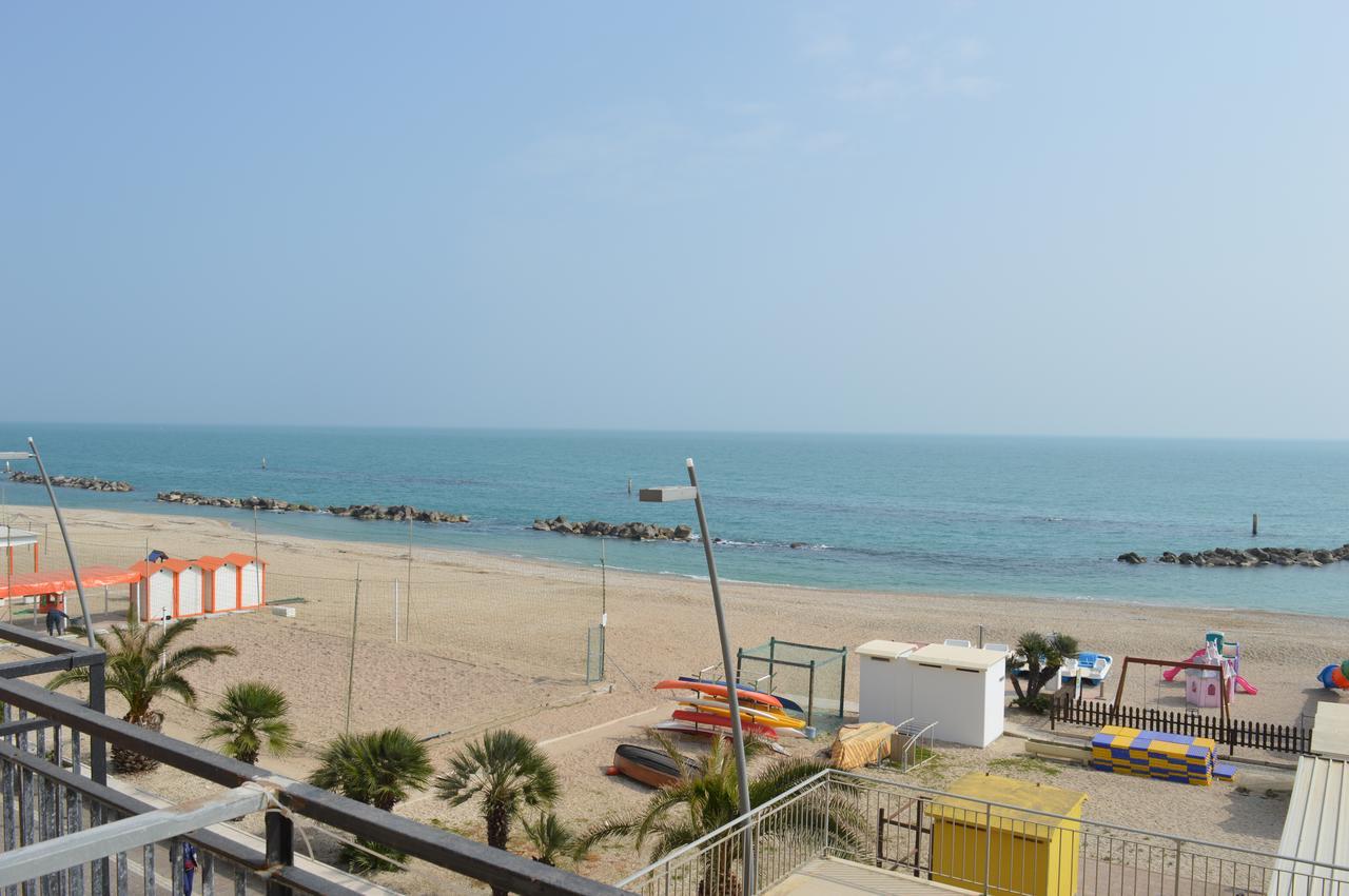 Hotel Bianchi Nicola Porto Recanati Dış mekan fotoğraf