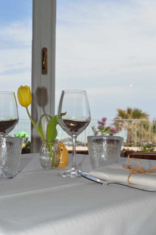 Hotel Bianchi Nicola Porto Recanati Dış mekan fotoğraf